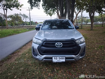 รถกระบะ 4 ประตูรับจ้าง มีหลังคาและมีตู้ขนของ Toyota รุ่นRevo ที่จ.เชียงราย อ.เวียงป่าเป้า ต.แม่เจดีย์ C21814